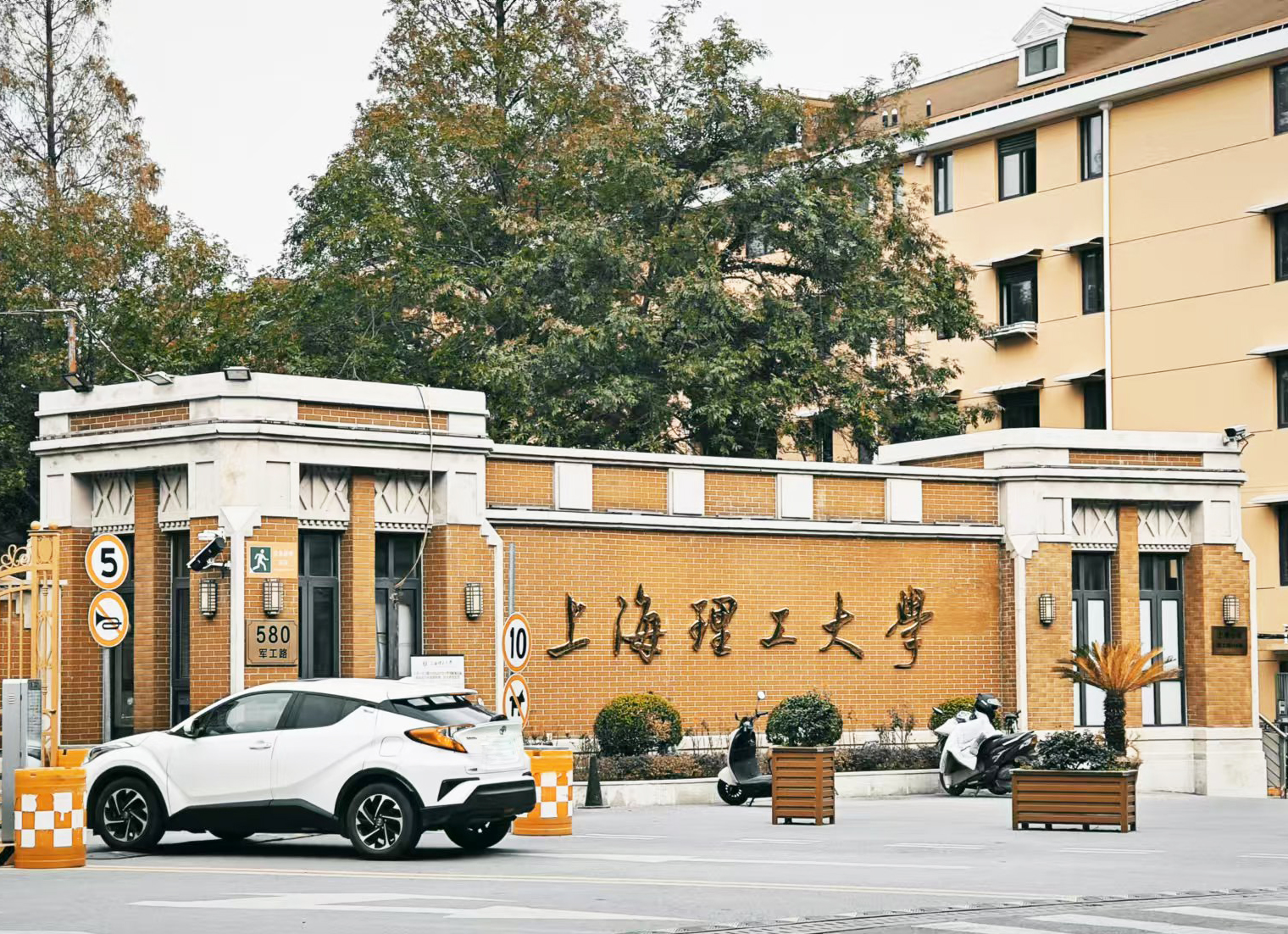 探索材料的无限可能：上海理工大学引入南京大展的导热系数测定仪